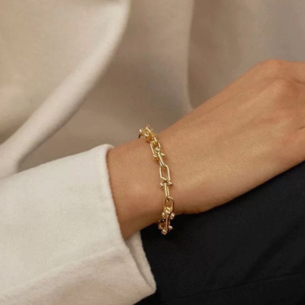 COPY - COPY - Gold Chain Link Chuny Bracelet Brand New